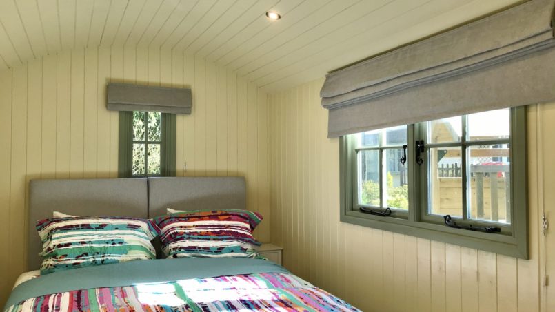 Beck Cottage, Shepherd's Hut bedroom